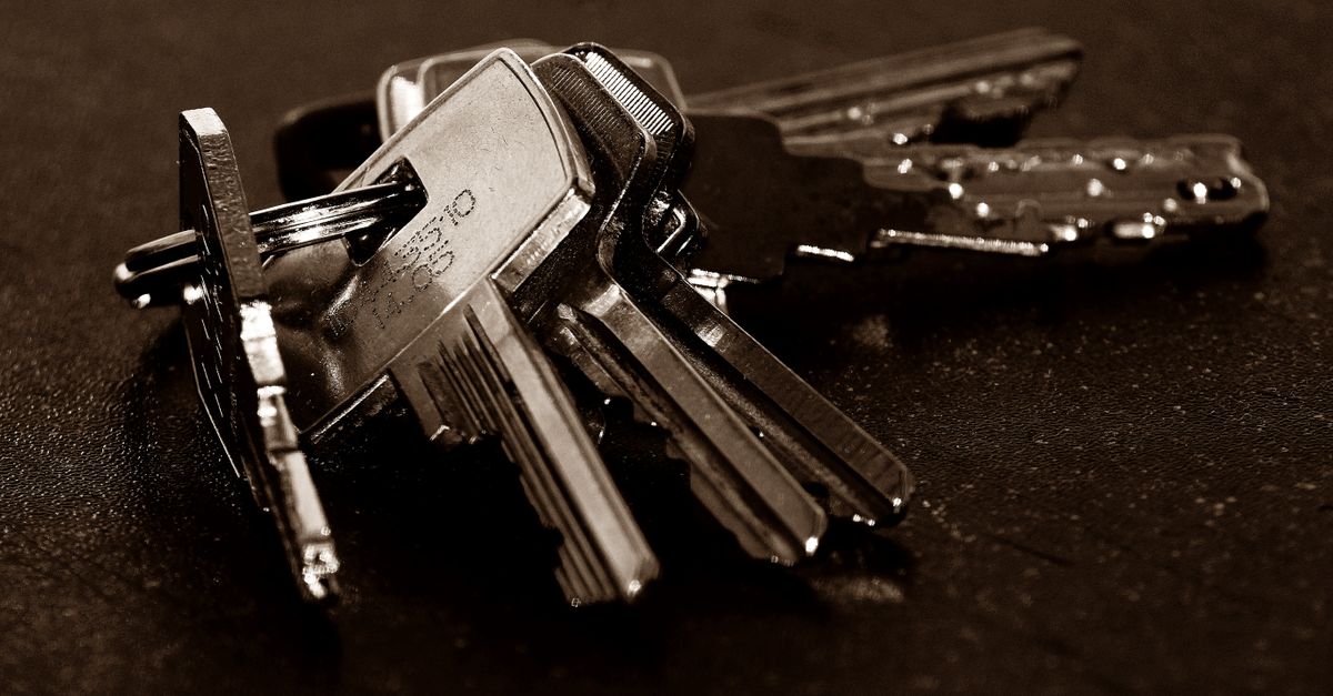 locksmith at work residential — Lake Grove Locksmith Long Island