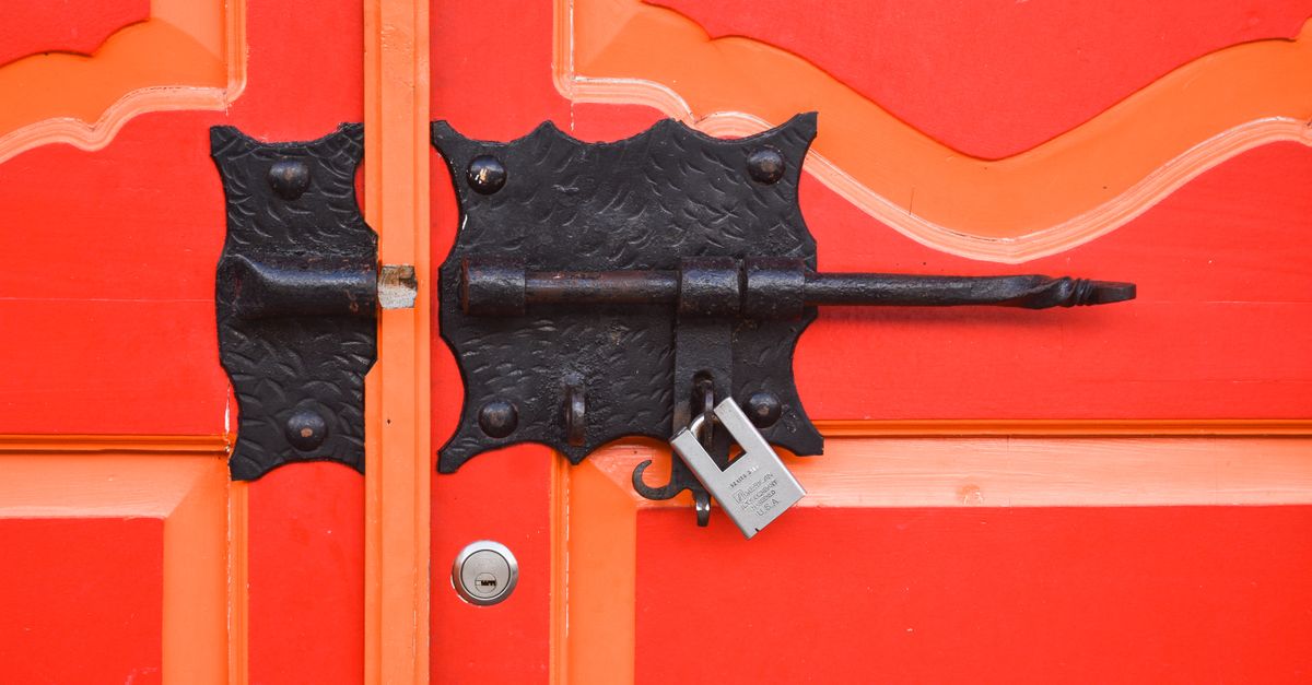 What Is a Locksmith Call-Out Fee, and What's the Average? — Lake Grove Locksmith Long Island