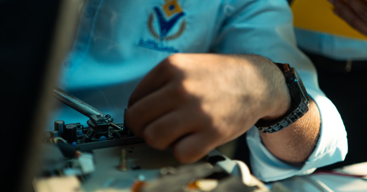 key maker professional — Lake Grove Locksmith Long Island