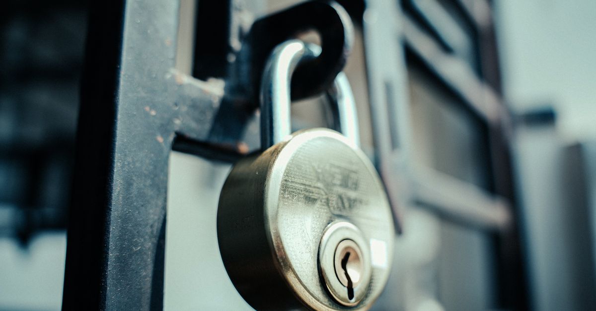 car key — Lake Grove Locksmith Long Island