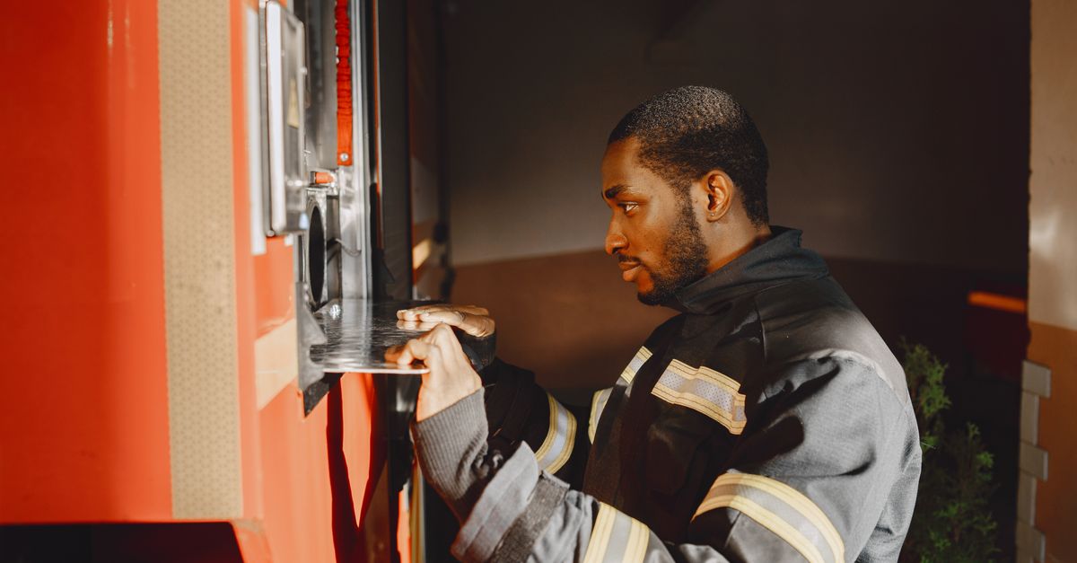 locksmith service technician — Lake Grove Locksmith Long Island