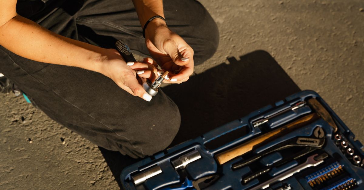 key maker professional — Lake Grove Locksmith Long Island