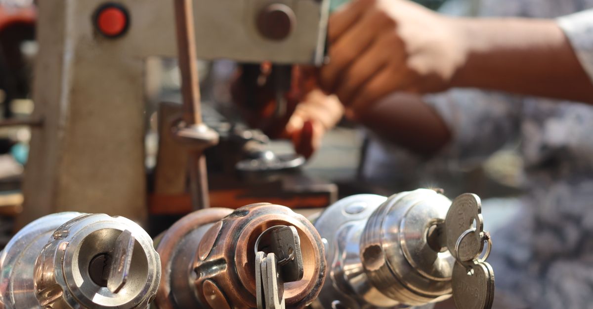 24/7 Emergency Locksmith & Automotive Services Lake Grove NY — Lake Grove Locksmith Long Island