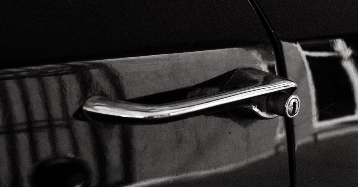 Residential, Commercial, and Automotive Broken Key Services Lake Grove NY — Lake Grove Locksmith Long Island